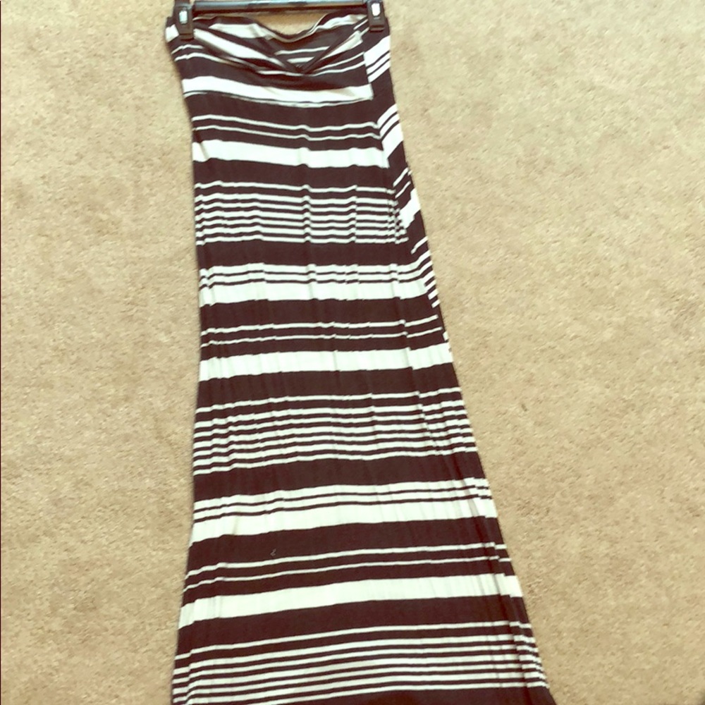 black and white striped maxi skirt!
